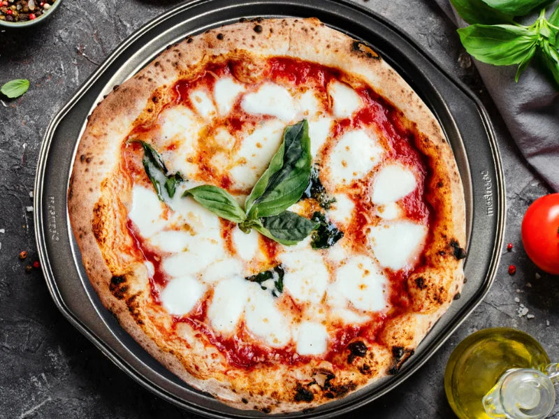 Pizza maison croustillante