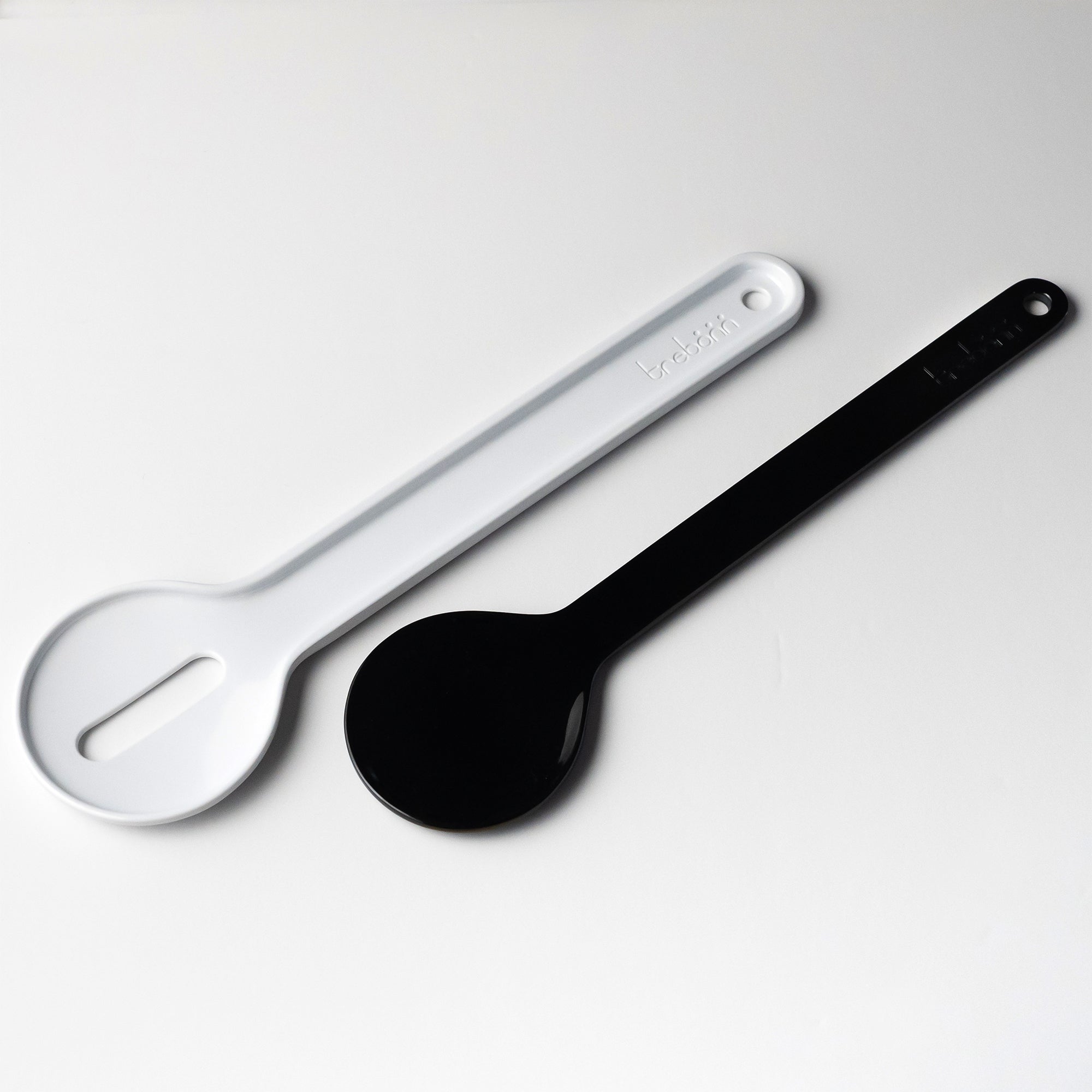 In - Couverts à salade - noir et blanc