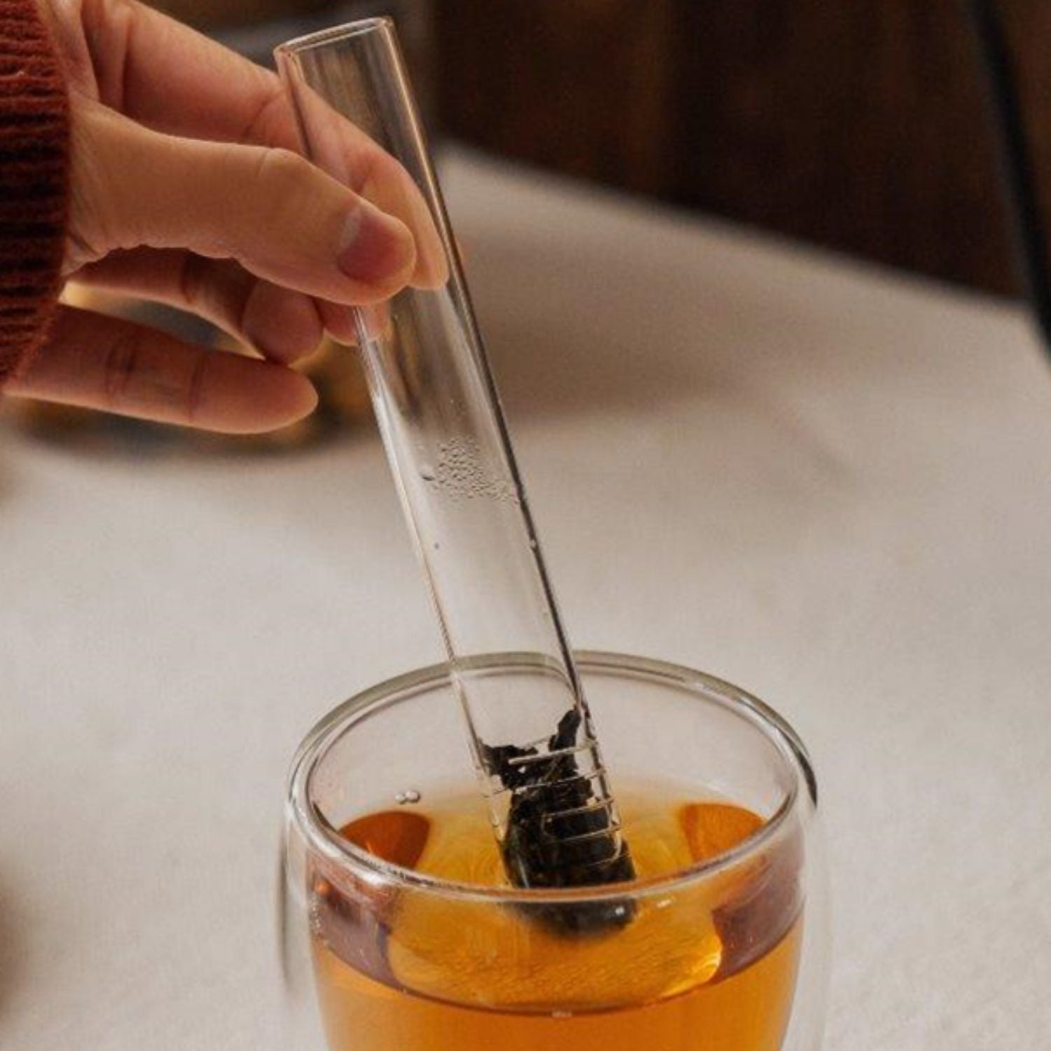 Infuseur à thé en verre avec couvercle en liège