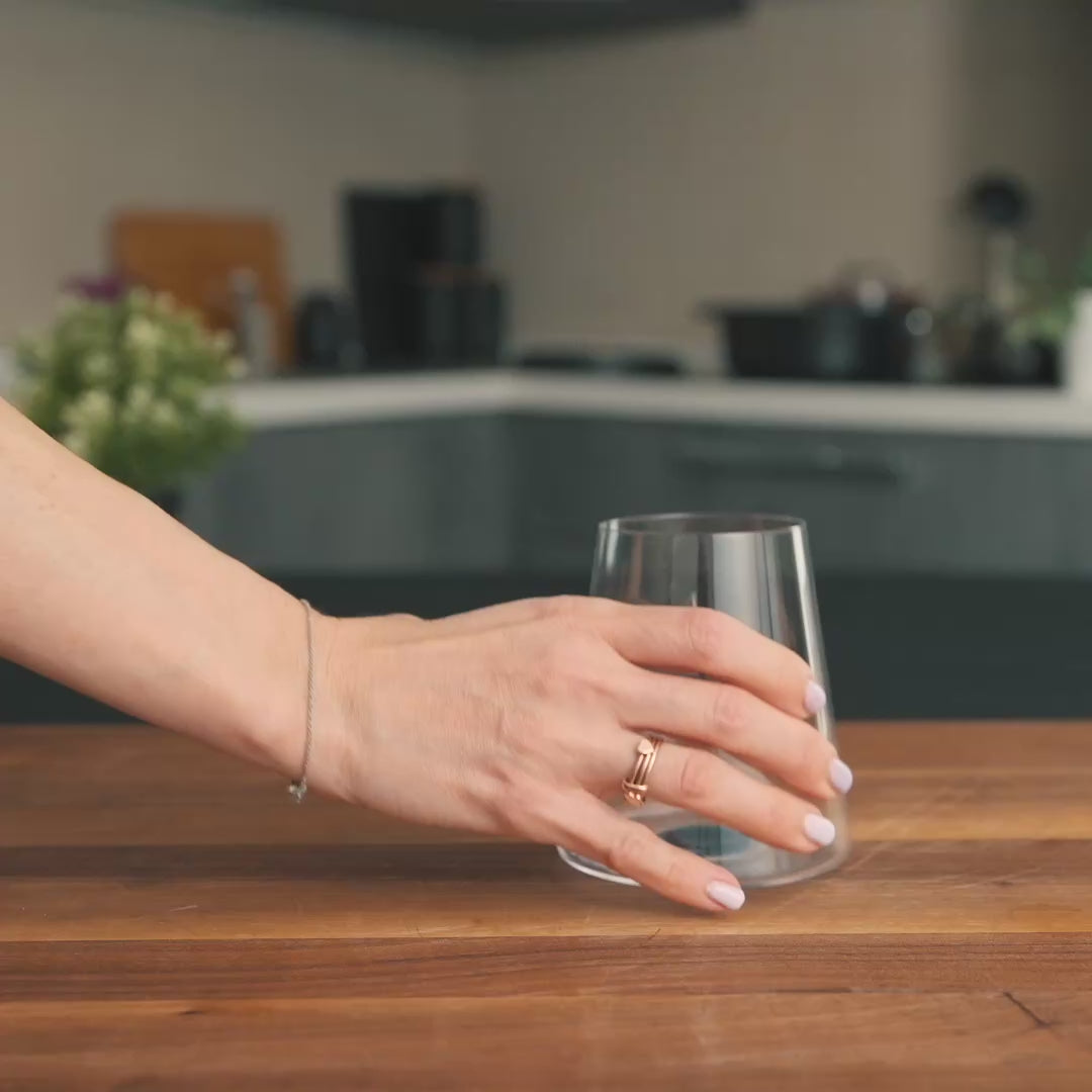 Charger la vidéo : Splitglass - Set 2 verres à eau / vin blanc - noir